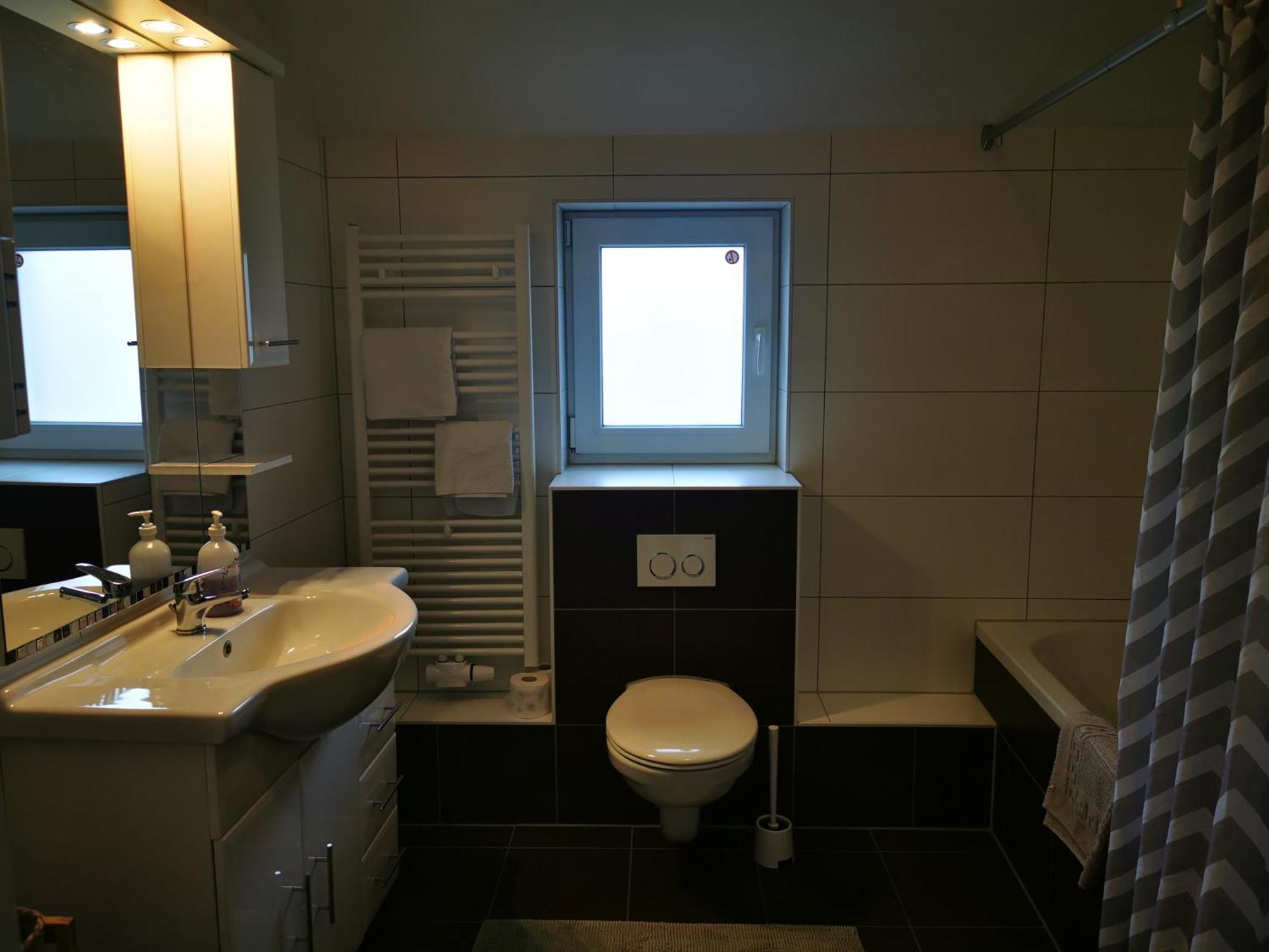 קייזרסלאוטרן Ferienwohnung Am Waldpfad מראה חיצוני תמונה
